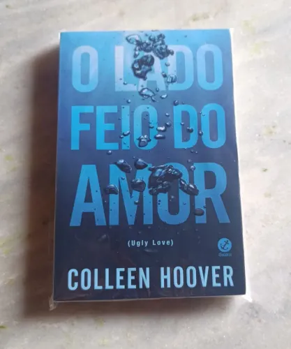 O Lado Feio do Amor - Colleen Hoover | Livro Usado