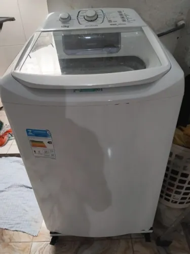 Máquina semi nova