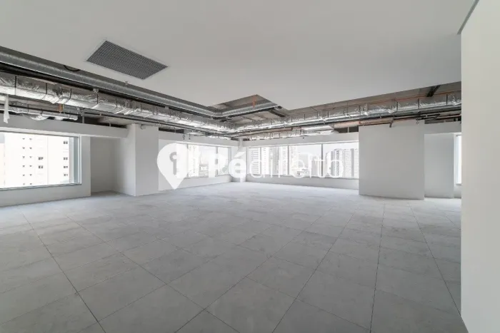 Laje corporativa de 450m² para locação na Barra Funda!