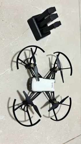 DJI Tello 