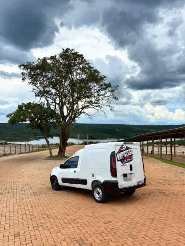 Fiat Fiorino Furgão Work. Hard 1.4 Flex 8V 2P 2018