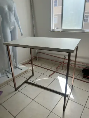 Mesa pra loja 