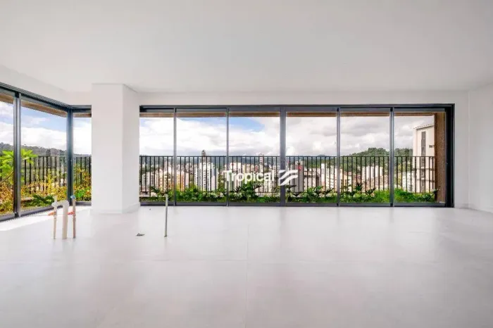 Cobertura com 3 dormitórios à venda, 353 m² por R$ 4.000.000,00 - Victor Konder - Blumenau