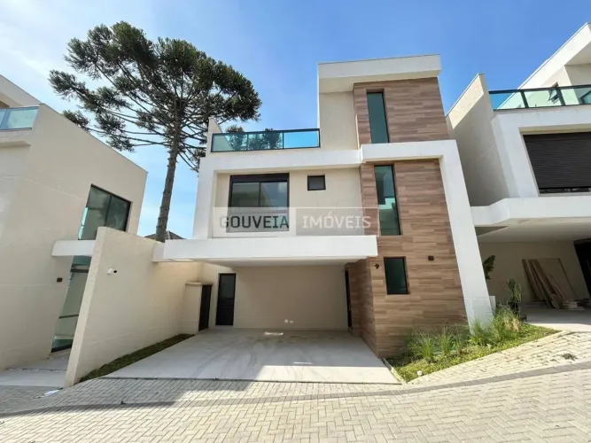 Sobrado com 3 Quartos, 1 Suíte, 143M², à Venda por R$ 1.300.000,00 - Santa Felicidade, Cur