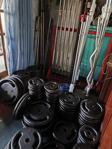 Anilhas de ferro para treinar musculação