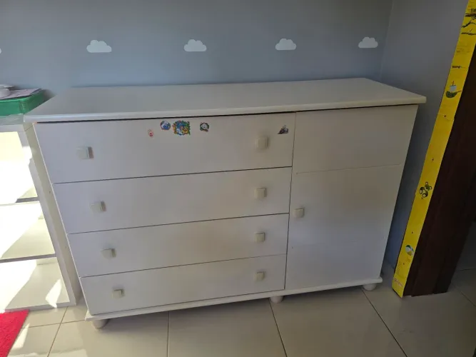 Cômoda infantil