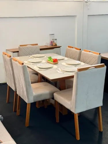 Lançamento Mesa de jantar MADEIRA MACIÇA