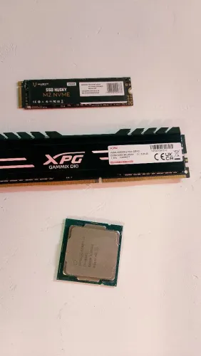 Processador i3 10 geração mais SSD 256 e memória ram DDR4 8gb