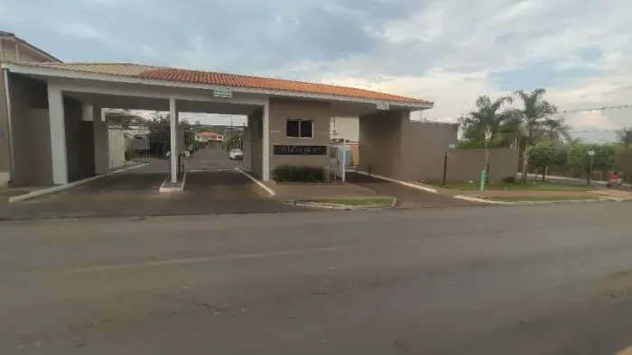 Casa com 3 quarto(s) no bairro Ribeirao do Lipa em Cuiabá - MT