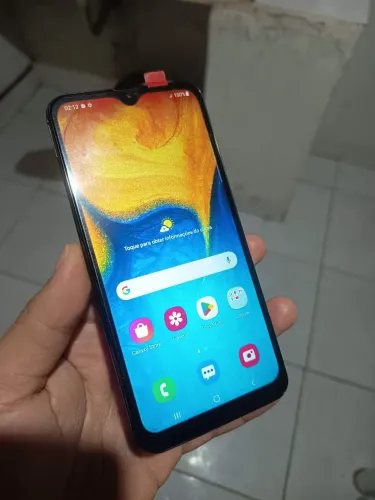 Samsung A20