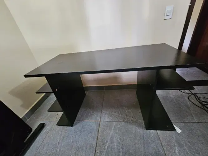 Mesa de computador gamer