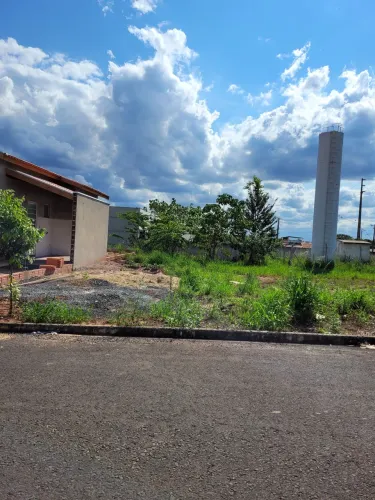 Terreno à venda