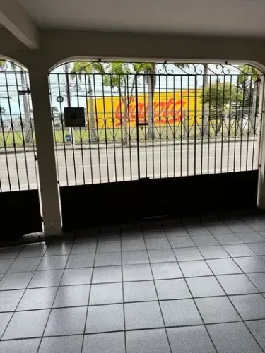 Casa para venda tem 507 metros quadrados com 5 quartos em Glória - Vila Velha - Espírito S