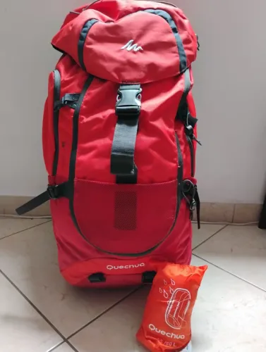 Mochila Forclaz 60L (Trekking/Viagem) + Capa de Chuva | Usada só 2x, Impecável