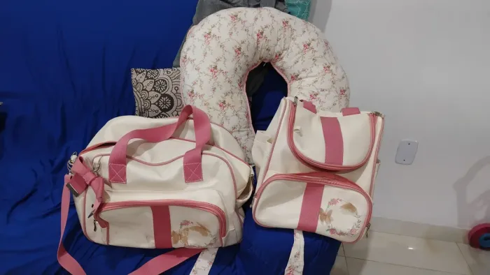 Vendo conjunto de bolsa para bebê