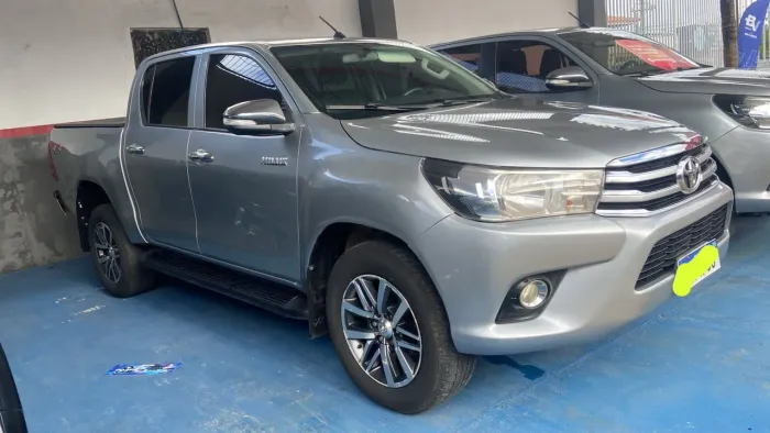 Toyota Hilux CD SRV 4X4 2.8 TDI Diesel Aut. 2017
