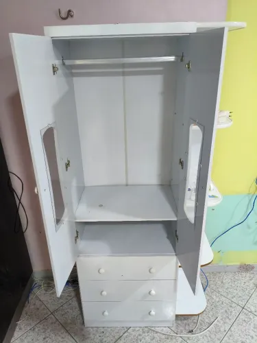 Vendo guarda roupa infantil