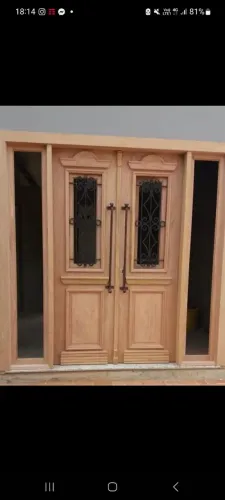 Porta de madeira - só com madeira de altíssima qualidade!