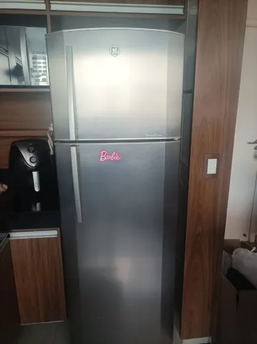 Geladeira INOX FROST FREE
