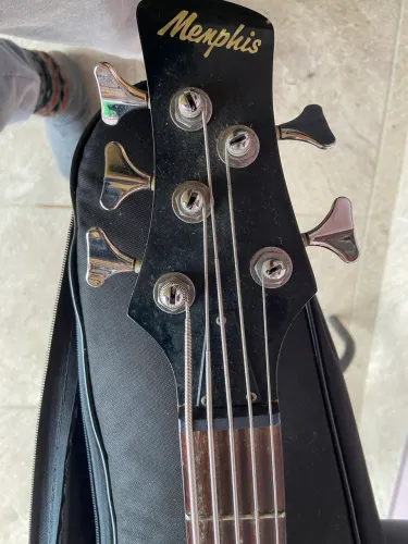 contrabaixo memphis 5 cordas ativo vendo ou troco por violão flat