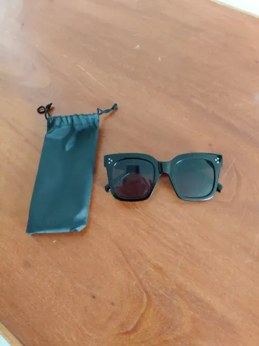Óculos de Sol Preto Estilo Clássico Gatinho Lente Escura com Case Proteção UV