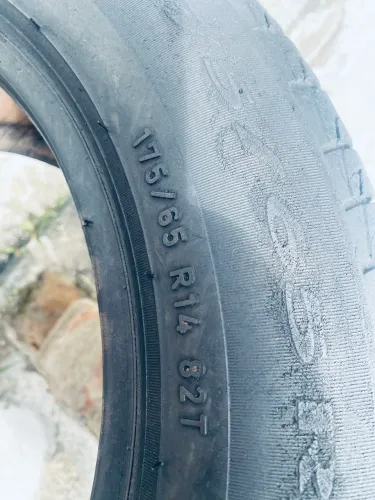 Pneus 175/65R14 é um pneu 265/65R17