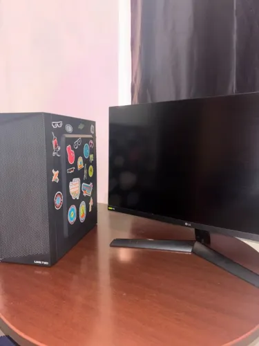 PC Gamer Completo RTX3050 8GB + Monitor 180Hz