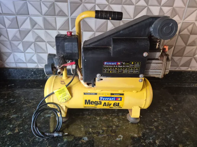 Compressor de ar Ferrari 6 litros
