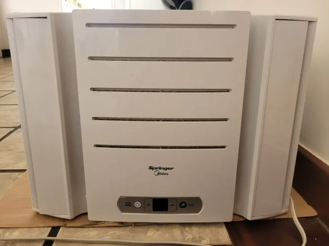 Ar condicionado eletrônico Springer Midea, 127v.