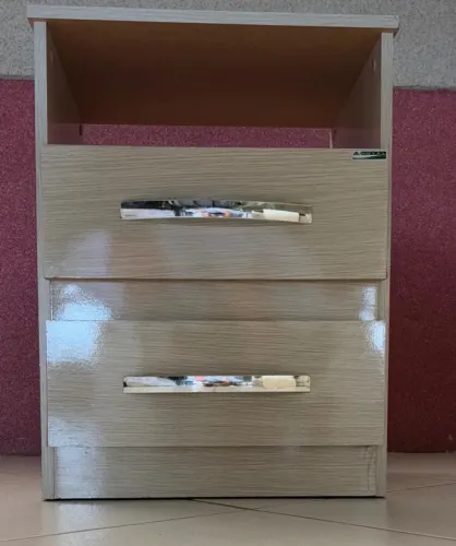 Mesa dois gaveteiros 40x50cm