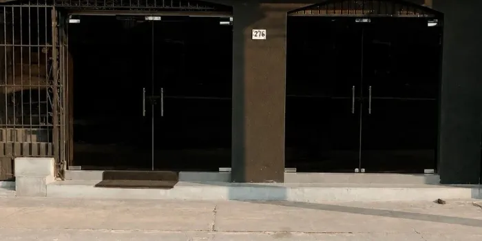 Porta de vidro loja