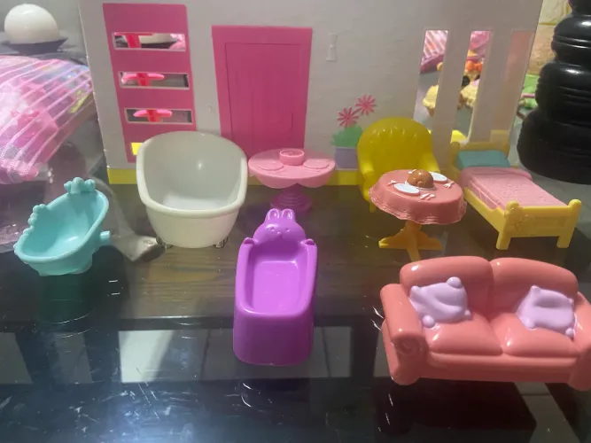 Diversos móveis de casinha 