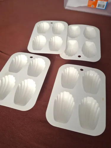Formas de Silicone para Madeleine com 4 Cavidades - Antiaderente"