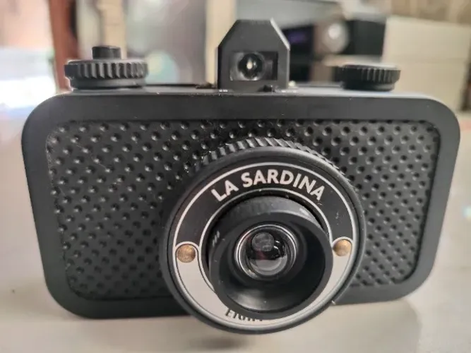 Camera Analógica Lomography La Sardina Funciona Bom Estado