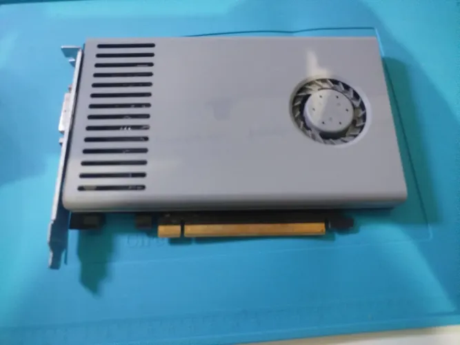 Placa de vídeo NVIDIA GT 120 para apple 