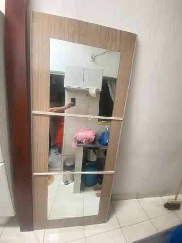 Porta de guarda roupa c espelho