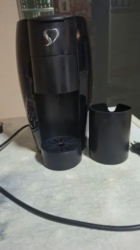 CAFETEIRA 3 CORAÇÕES