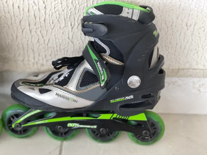 Patins Traxart  tamanho 37 veste até 40 