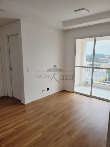 Apartamento - Bosque dos Eucaliptos - Residencial Salinas - 2 Dormitórios - 57m².