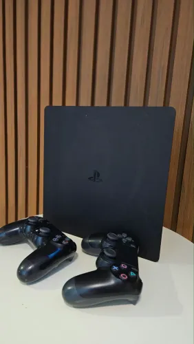 PlayStation 4 Slim 1TB