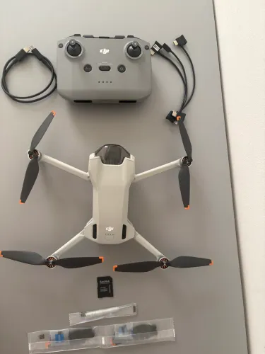 DJI Mini 4 semi-novo.