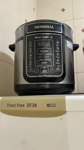 Panela de pressão elétrica