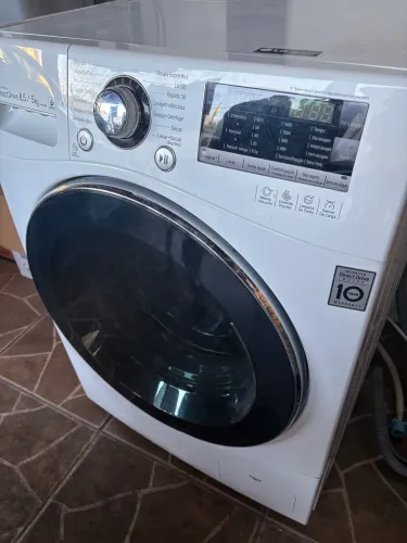 Máquina de lavar e secar LG