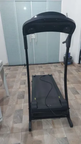 Esteira Dream Fitness Black Edition 1.8 - 12km/h - Dobrável - Usada