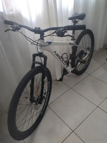 Vendo bike e acessórios 