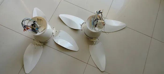 Ventiladores de teto.