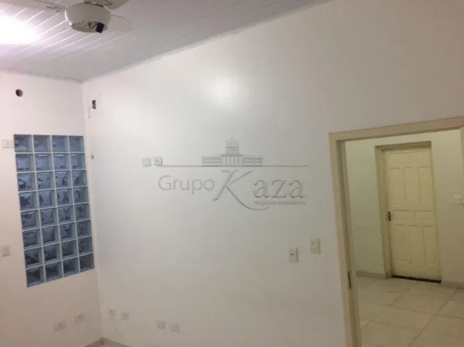 Sala Comercial - Centro - Jacareí - 115m².
