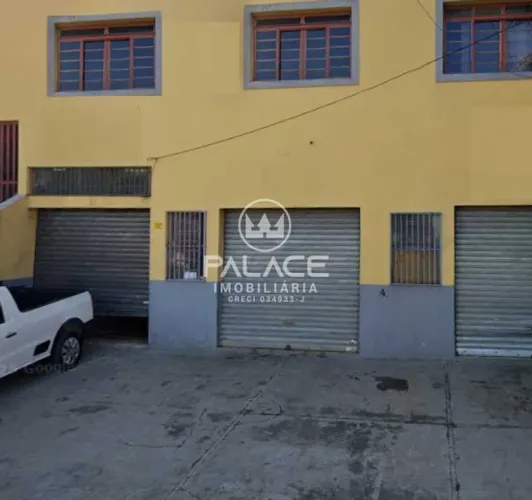 Barracão : / Comercial / Santa Terezinha