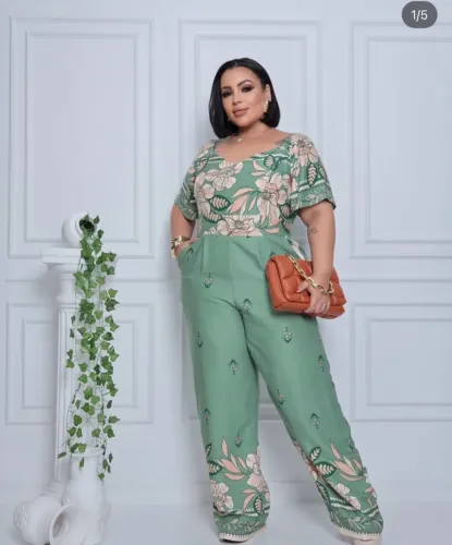 Macacão plus size