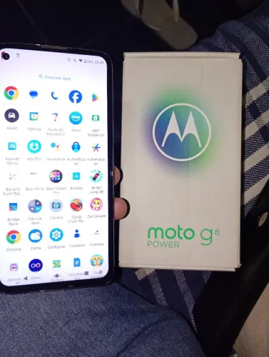 Celular moto G8 64 gb tudo OK 
